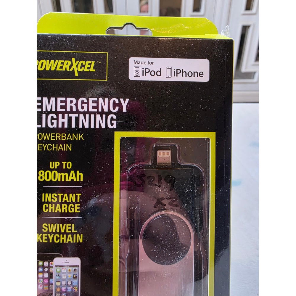 PowerXcel Emergency Lightning Powerbank Keychain 800mAh MFI Apple iPhone iPod - Picture 6 of 16